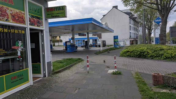 PXL 20250425 140753547